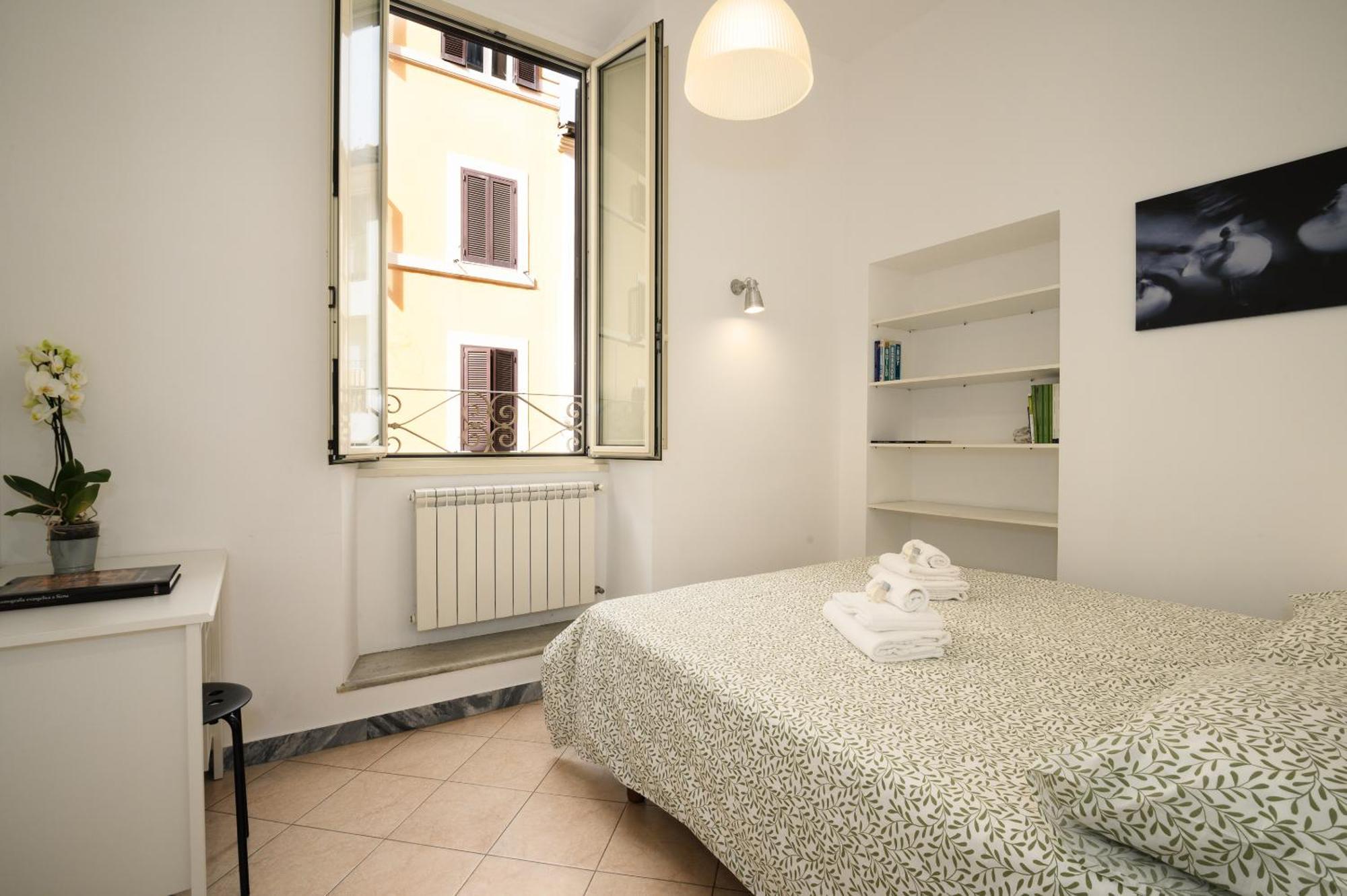 Quattro Cantoni Monti Rom